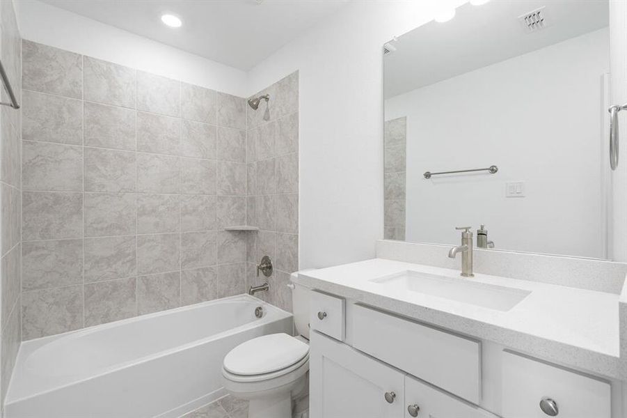 Furnished interior view inside a new home in Cross Creek Meadows 40s, Celina (Image 7). Furnished interior view inside a new home in Cross Creek Meadows 40s, Celina (Image 7).