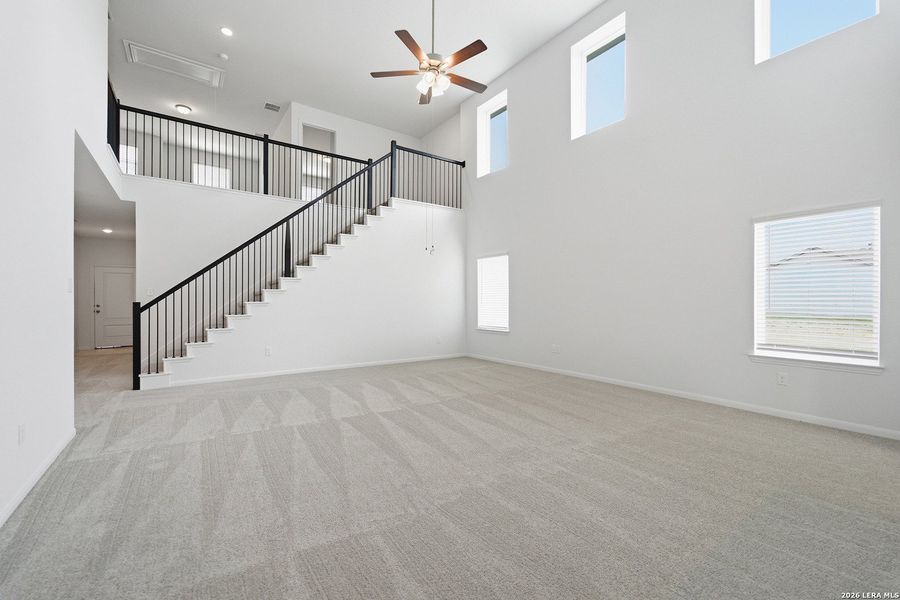 Spacious, unfurnished interior of a new home in Hennersby Hollow, San Antonio (Image 29).
