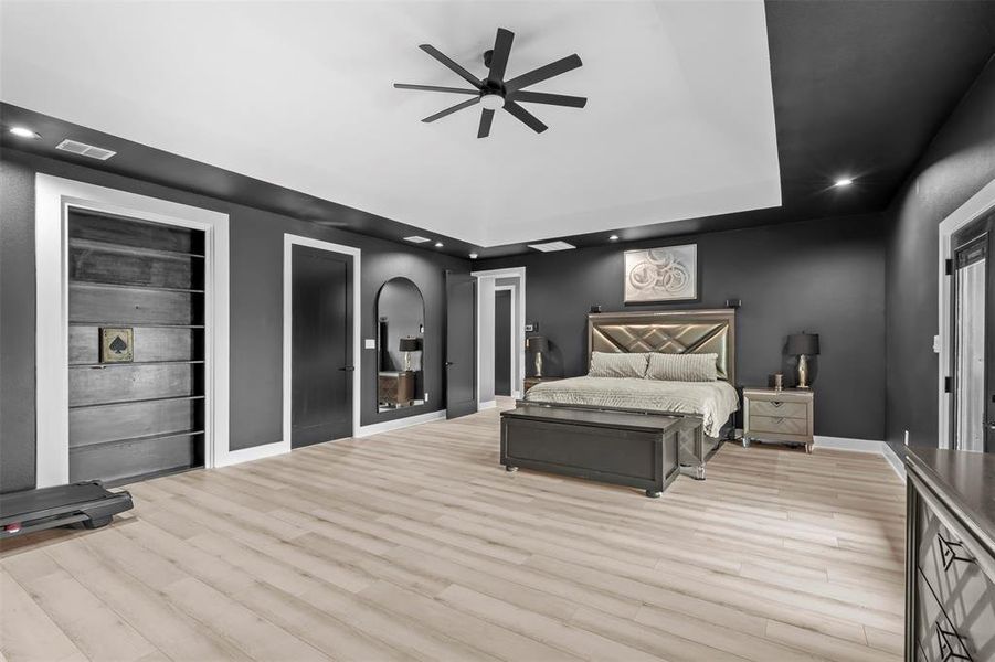 Image 38 of a home in .