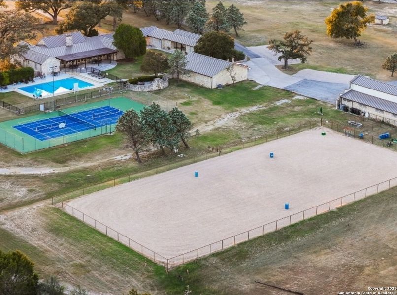 Community amenities in , Bandera (Image 45).