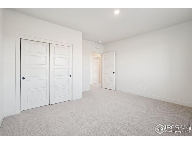 Spacious, unfurnished interior of a new home in , Fort Collins (Image 36).