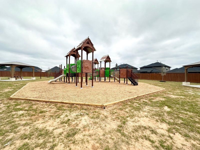Community amenities in Woodland Lakes, Humble (Image 20).