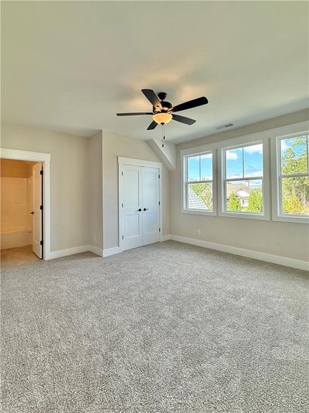 Spacious, unfurnished interior of a new home in , Rydal (Image 34).