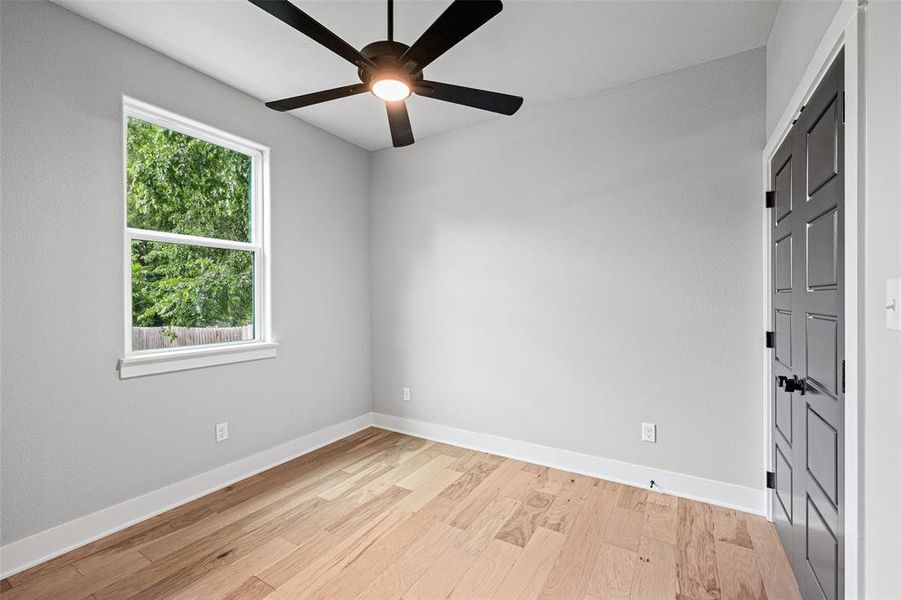 Spacious, unfurnished interior of a new home in , Granbury (Image 18). Spacious, unfurnished interior of a new home in , Granbury (Image 18).