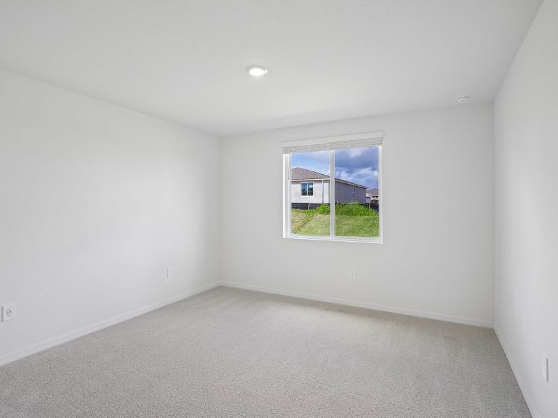 Spacious, unfurnished interior of a new home in The Reserve at Van Oaks, Auburndale (Image 14).