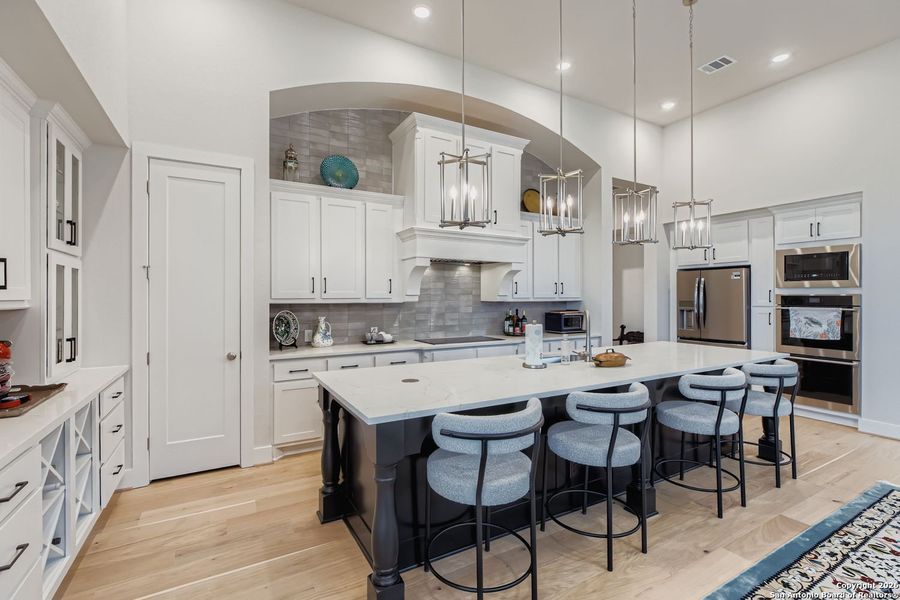 Furnished interior view inside a new home in Mesa Western, Cibolo (Image 28).