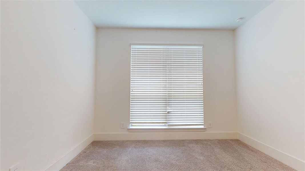 Image 34 of a home in Tavola. Image 34 of a home in Tavola.