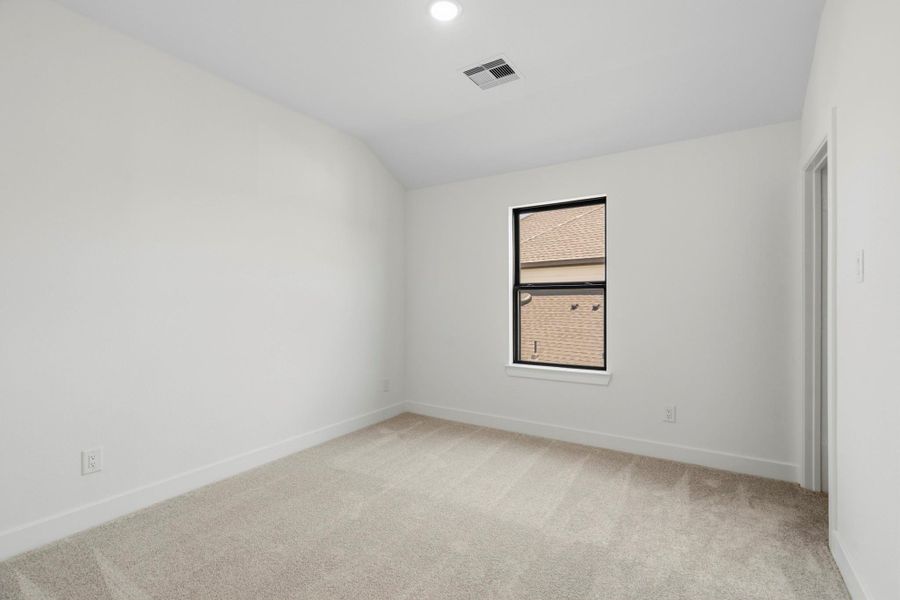 Spacious, unfurnished interior of a new home in Elyson, Katy (Image 18). Spacious, unfurnished interior of a new home in Elyson, Katy (Image 18).