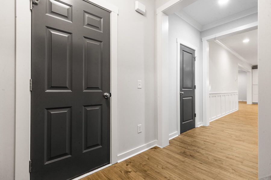 Spacious, unfurnished interior of a new home in , Summerville (Image 34).