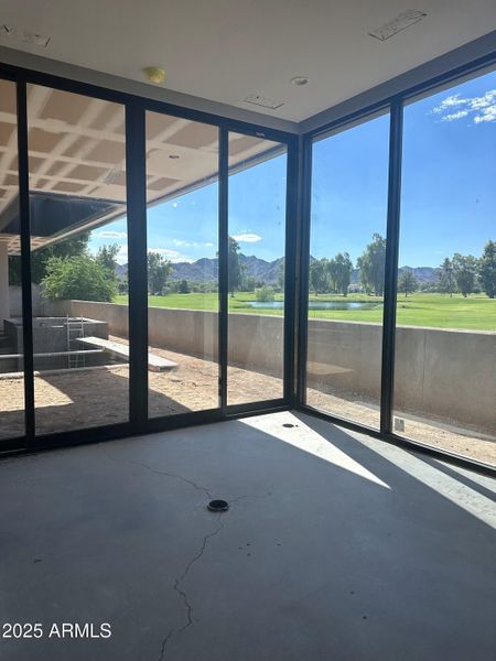 005_Primary Bedroom 005_Primary Bedroom