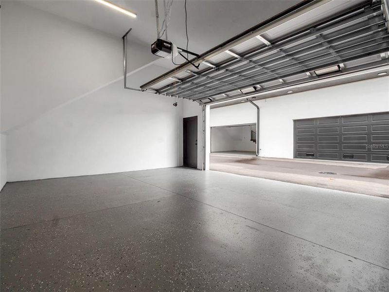 Spacious, unfurnished interior of a new home in , St. Petersburg (Image 32).