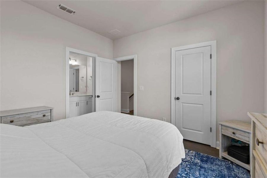 Furnished interior view inside a new home in , Peachtree Corners (Image 32). Furnished interior view inside a new home in , Peachtree Corners (Image 32).