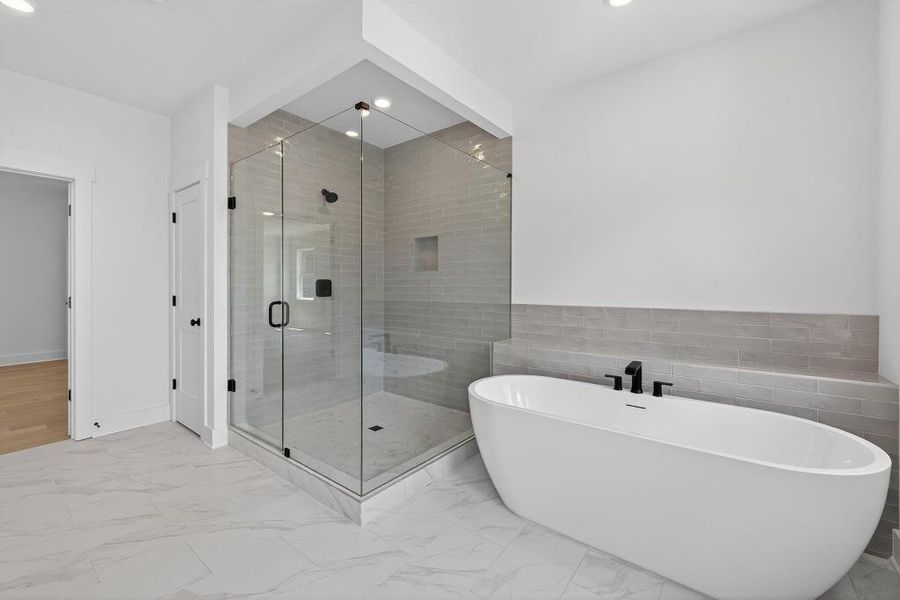 Furnished interior view inside a new home in Livingstone Park, Kennesaw (Image 30).