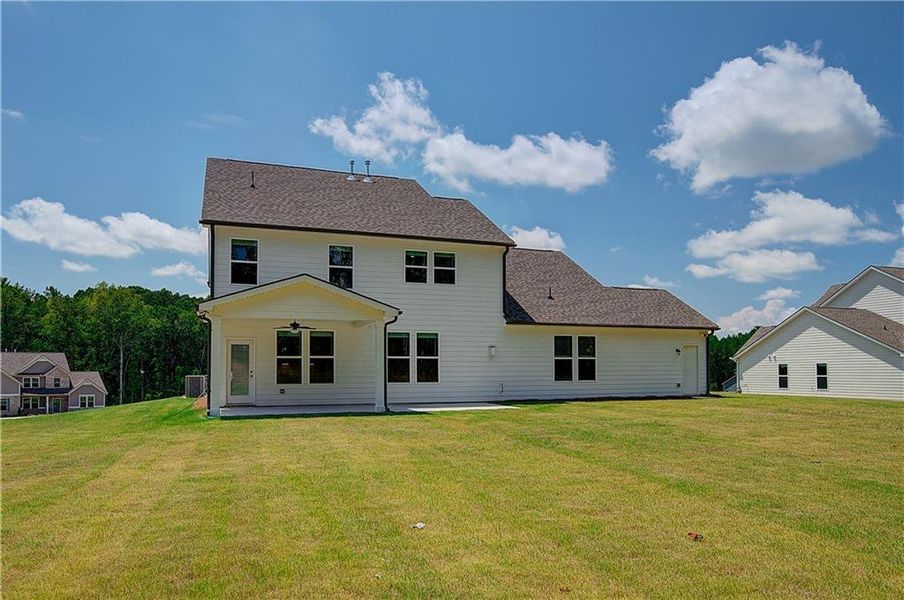 Exterior details and patio area of a home in , Senoia (Image 4).