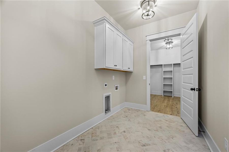 Spacious, unfurnished interior of a new home in , Monroe (Image 57).