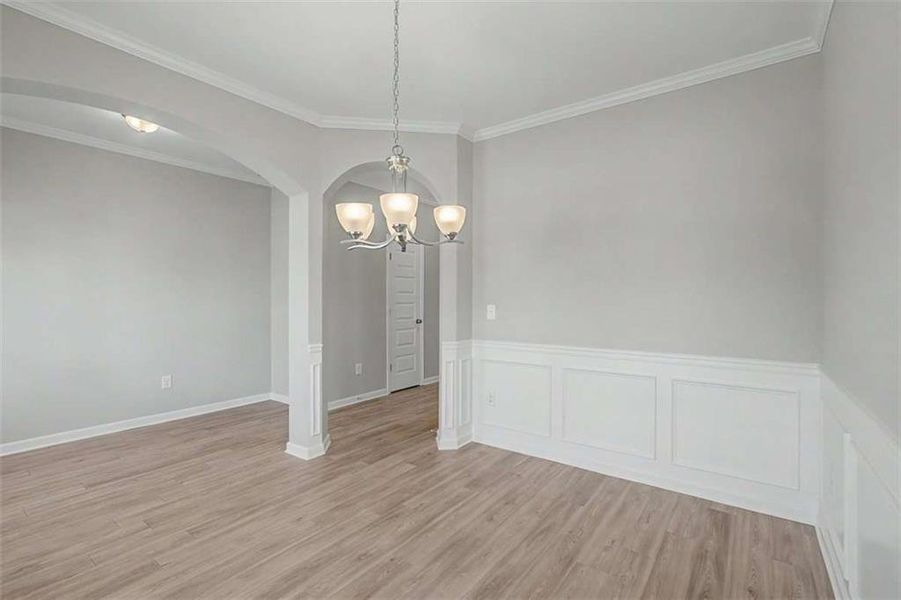 Spacious, unfurnished interior of a new home in Traditions at Cedarcrest, Dallas (Image 16).