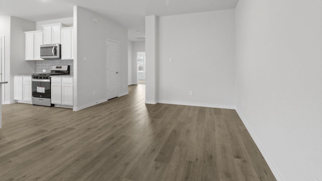 Spacious, unfurnished interior of a new home in Trailstone, Caddo Mills (Image 18). Spacious, unfurnished interior of a new home in Trailstone, Caddo Mills (Image 18).