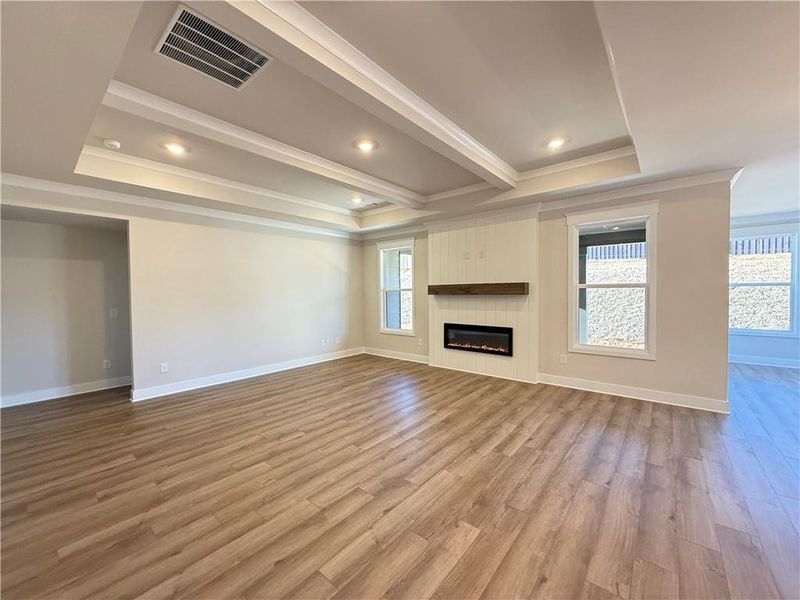 Spacious, unfurnished interior of a new home in Ponderosa Farms Manor, Gainesville (Image 31).