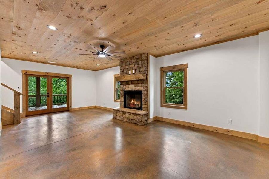 Spacious, unfurnished interior of a new home in , Mineral Bluff (Image 70). Spacious, unfurnished interior of a new home in , Mineral Bluff (Image 70).