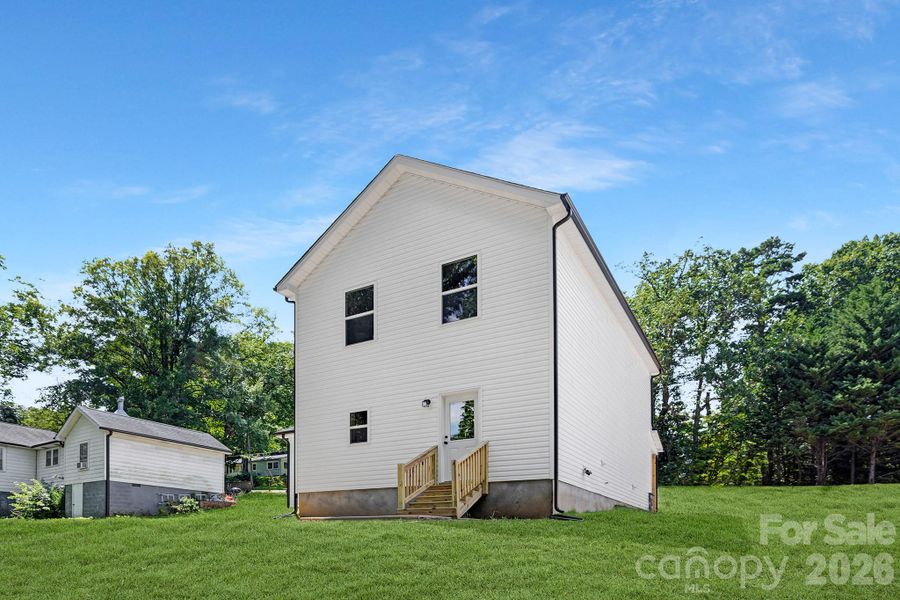 Exterior details and patio area of a home in , Bessemer City (Image 4).