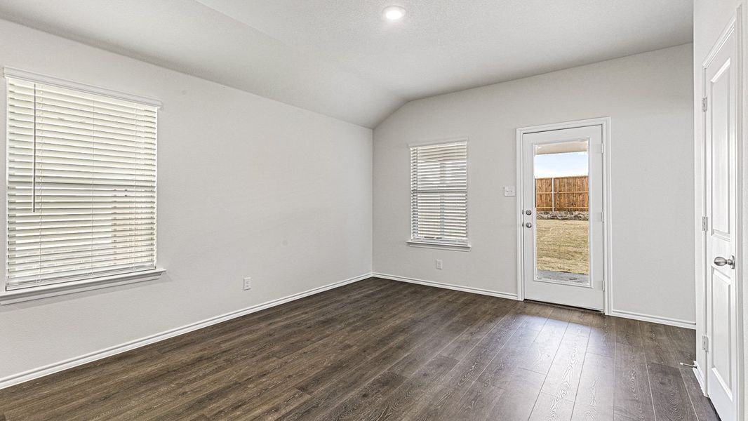 Spacious, unfurnished interior of a new home in Wildcat Ranch, Crandall (Image 17). Spacious, unfurnished interior of a new home in Wildcat Ranch, Crandall (Image 17).
