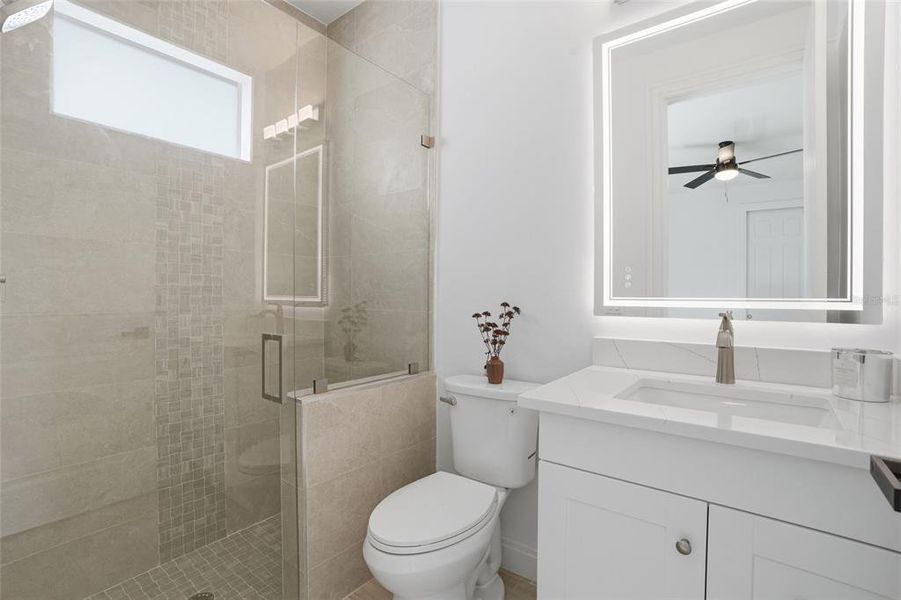 Furnished interior view inside a new home in , Cape Coral (Image 15).