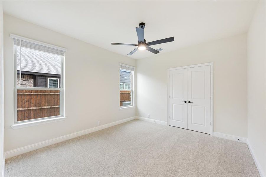 Spacious, unfurnished interior of a new home in Star Ranch, Godley (Image 15).