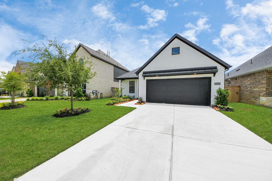 Image 3 of a home in Amira: Premier Collection. Image 3 of a home in Amira: Premier Collection.