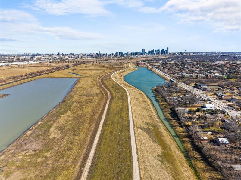 Image 33 of a home in .