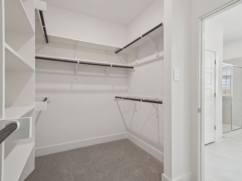 Spacious, unfurnished interior of a new home in Stetson Ridge, Marion (Image 28).