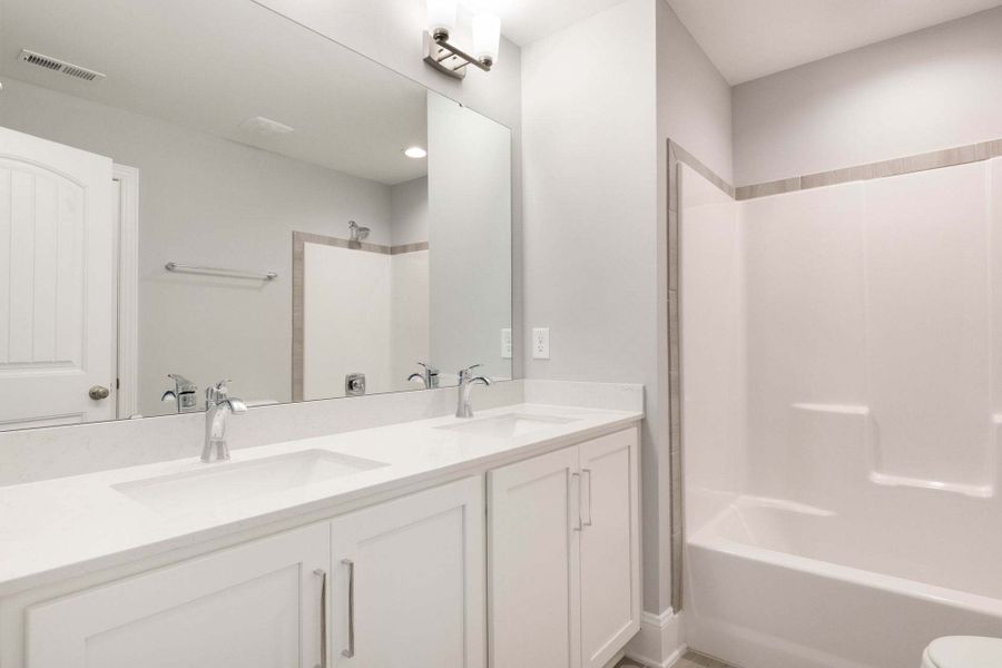 Representative furnished interior of a home built from the Rivermist by Caviness & Cates Communities in Maggie Way, Wendell (Image 289).