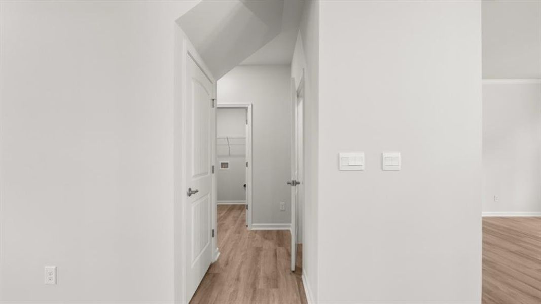 Spacious, unfurnished interior of a new home in Fairway 17 at Mirror Lake, Villa Rica (Image 27). Spacious, unfurnished interior of a new home in Fairway 17 at Mirror Lake, Villa Rica (Image 27).