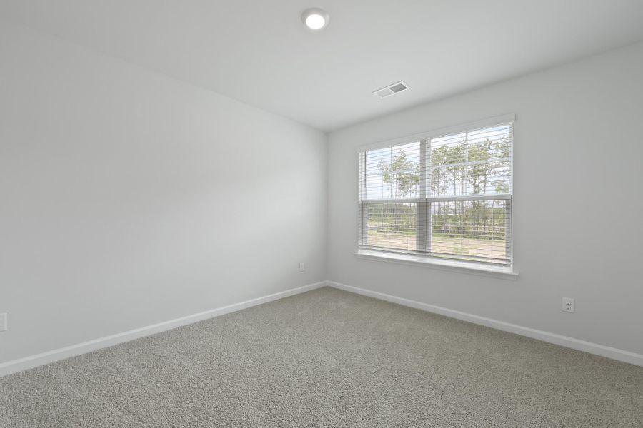 Spacious, unfurnished interior of a new home in Pineview North, Summerville (Image 15).