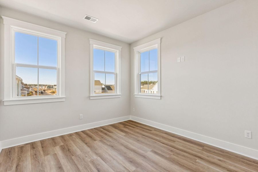 Spacious, unfurnished interior of a new home in Nexton, Summerville (Image 34).