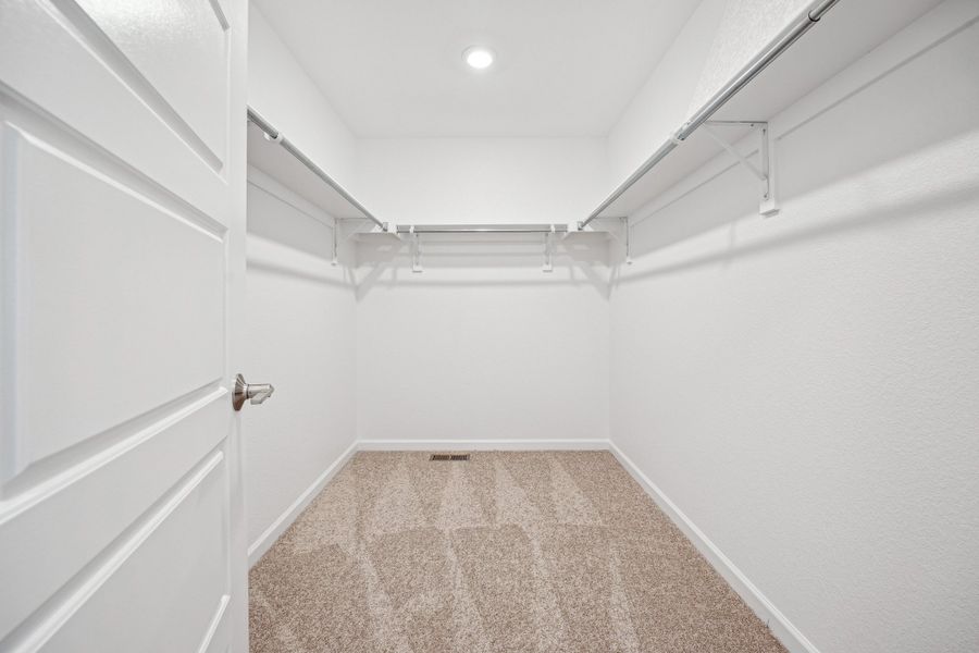 Image 44 representing the Meridian by Taylor Morrison in Farmlore, Brighton, CO.