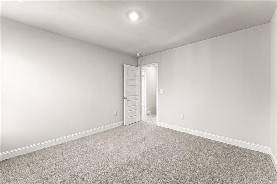 Spacious, unfurnished interior of a new home in Magnolia Villas, Cornelia (Image 35).