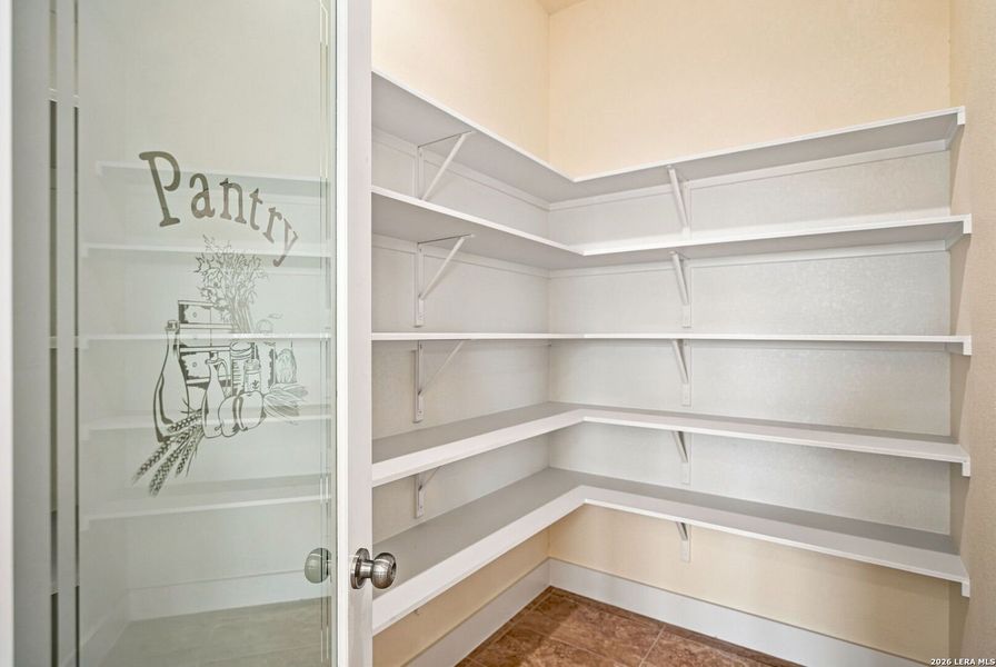 Spacious, unfurnished interior of a new home in , Pleasanton (Image 40).