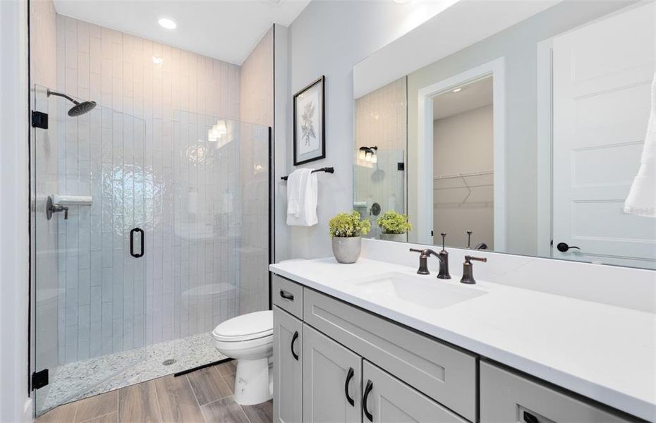 Furnished interior view inside a new home in Parkside Trails, Clermont (Image 11).