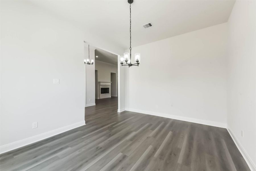 Spacious, unfurnished interior of a new home in , Baytown (Image 22).