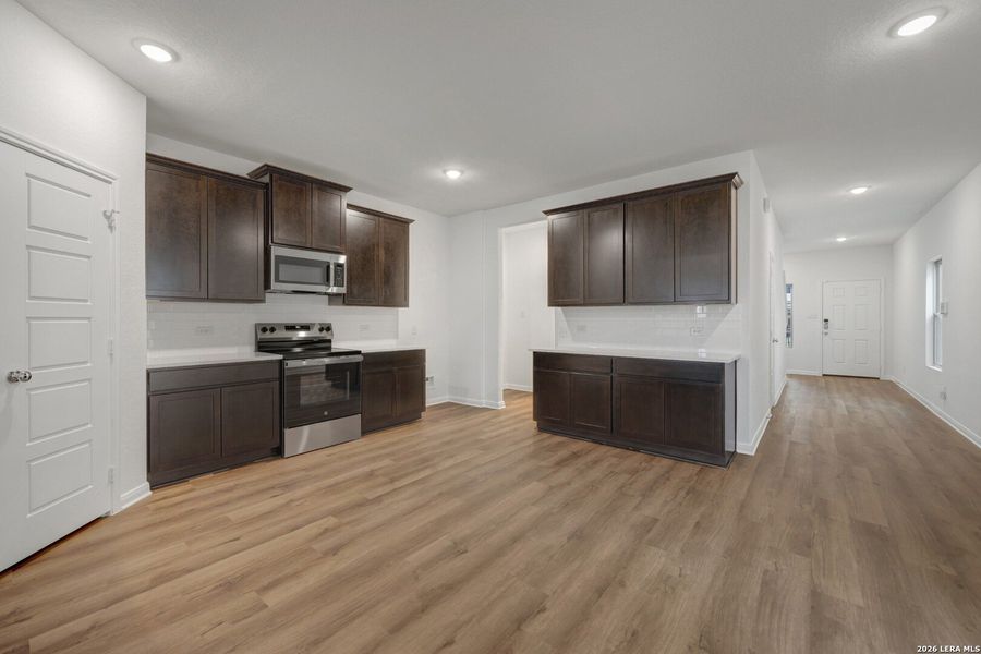 Furnished interior view inside a new home in Park Place, New Braunfels (Image 11).