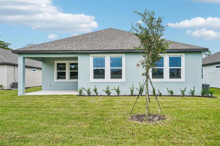 Exterior details and patio area of a home in Legends Preserve - Signature Series, Daytona Beach (Image 29).