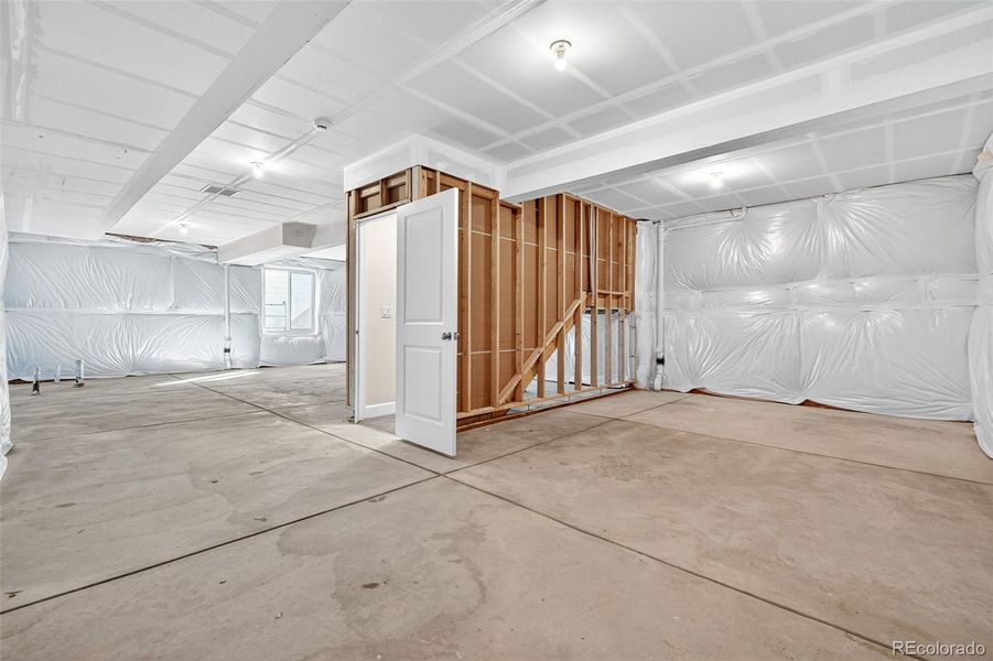 17095 W 92nd Loop ~ Ready Now!