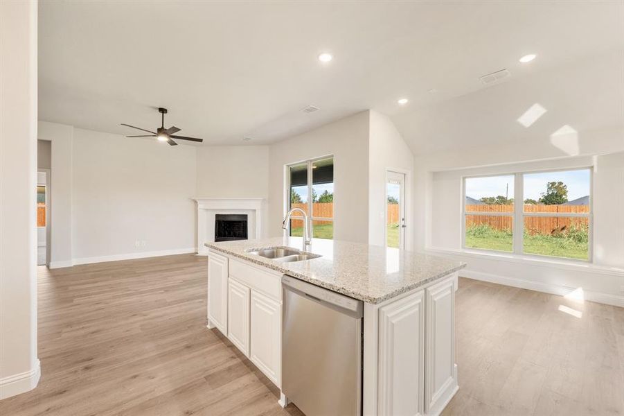 Furnished interior view inside a new home in The Retreat at North Grove 60, Waxahachie (Image 10). Furnished interior view inside a new home in The Retreat at North Grove 60, Waxahachie (Image 10).