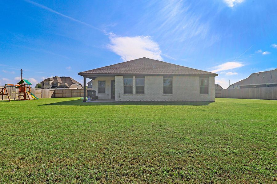 Image 33 of a home in . Image 33 of a home in .