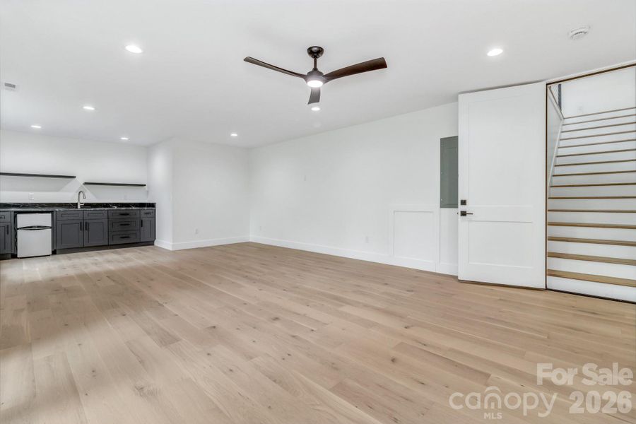 Spacious, unfurnished interior of a new home in , Maggie Valley (Image 20). Spacious, unfurnished interior of a new home in , Maggie Valley (Image 20).