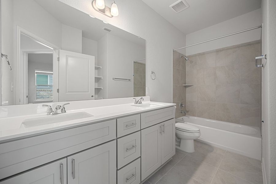 Furnished interior view inside a new home in Porter Country, Kyle (Image 10).