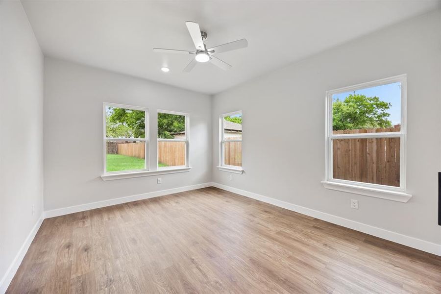 Spacious, unfurnished interior of a new home in , Dallas (Image 20).