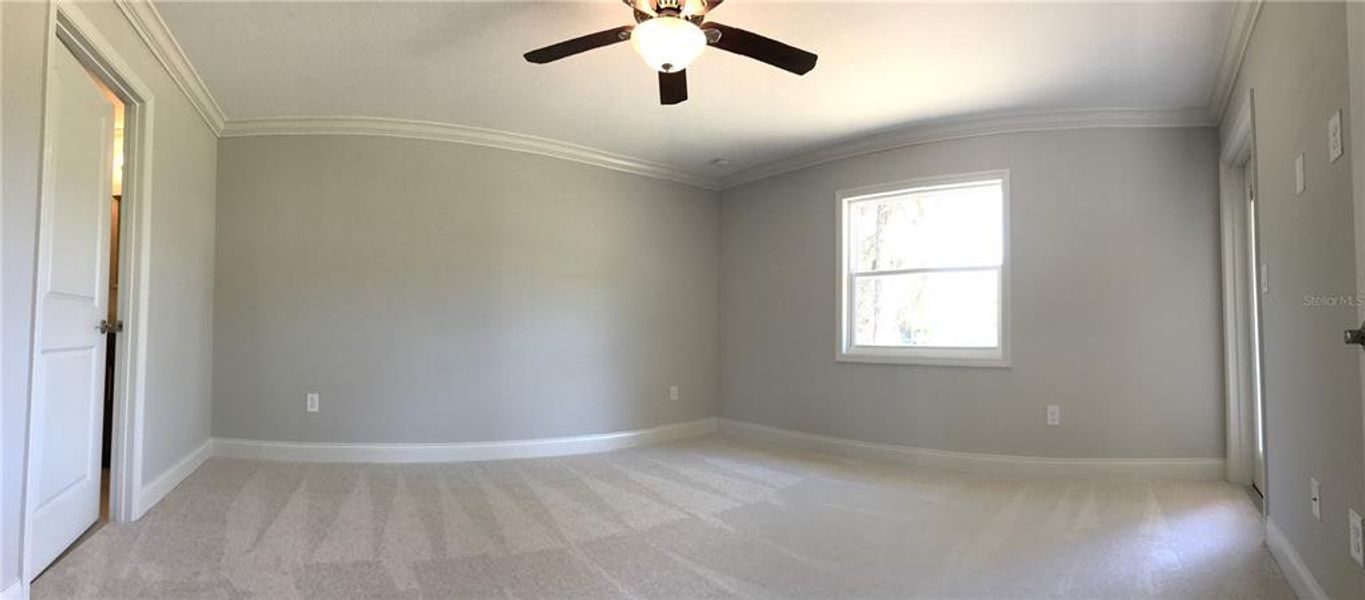 Spacious, unfurnished interior of a new home in , North Port (Image 10).