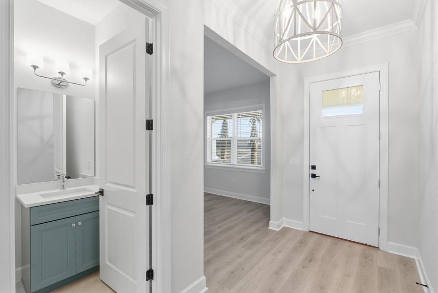 Spacious, unfurnished interior of a new home in Beachview Cove, Ormond Beach (Image 27).