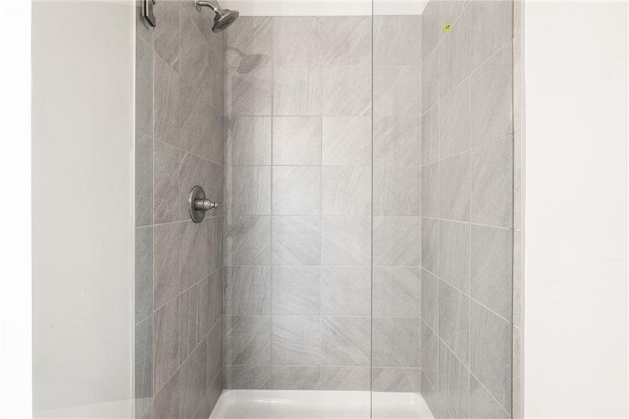 Image 29 of a home in .